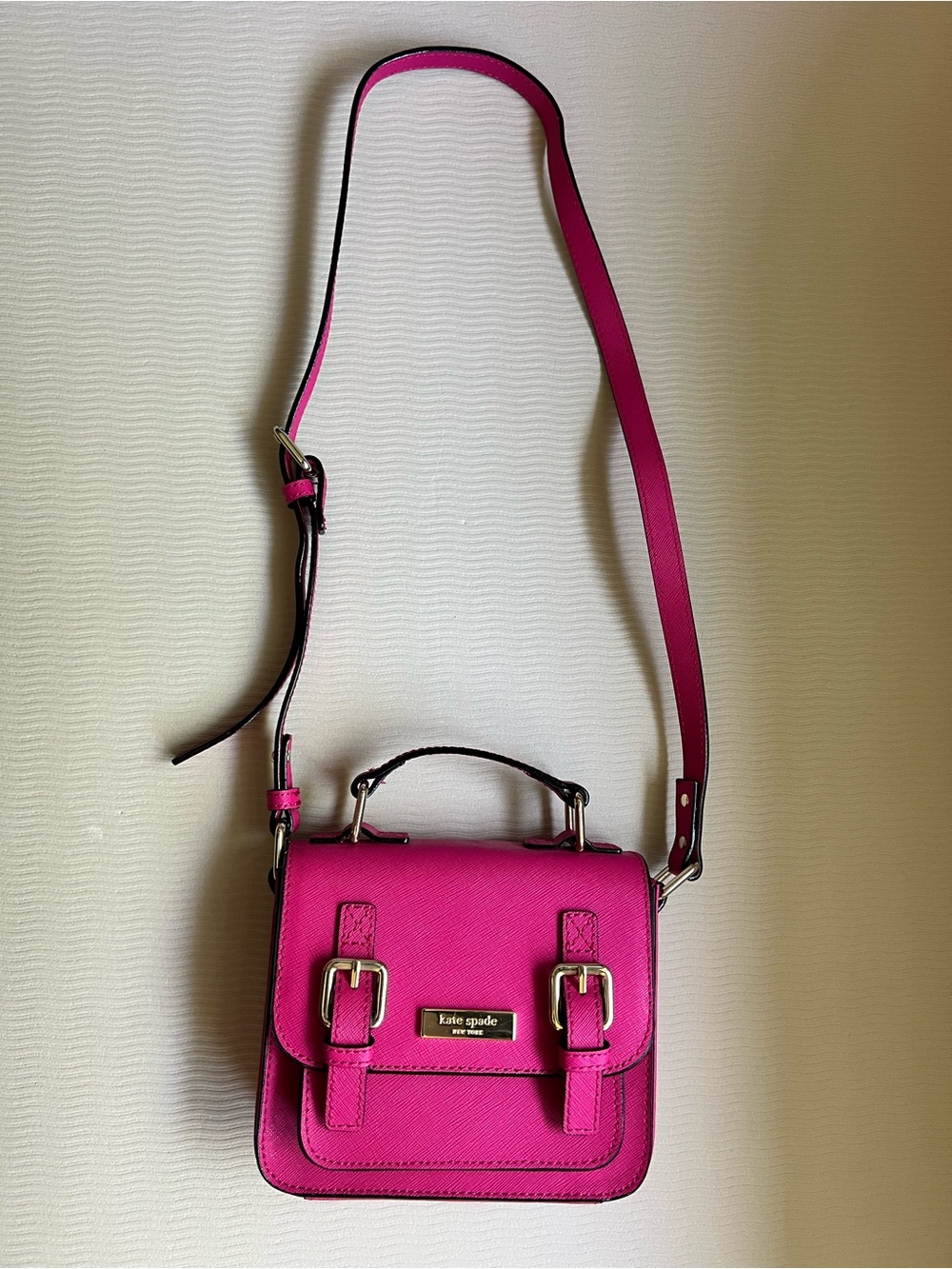 Kate Spade Essex Scout Mini Crossbody Hot Pink Saffiano Leather NWOT
